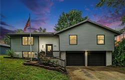 1105 N Halsey Terrace, Harrisonville, MO 64701
