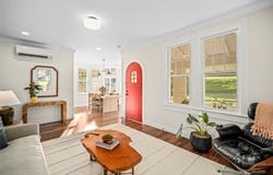 2637 Manoa Road, Honolulu, HI 96822