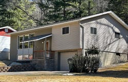 987 Valley View Drive, Richland Center, WI 53581