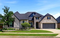 297 Waters Edge Drive, Argyle, TX 76226