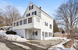 7 Jackson St, Gardner, MA 01440