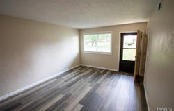 220 Suppiger Lane, Highland, IL 62249