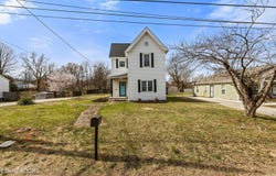 3139 NE Whitney Place, Knoxville, TN 37917