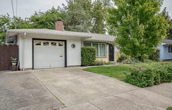 1409 Siskiyou Boulevard, Medford, OR 97504