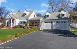 39 Pine Avenue, Freehold, NJ 07728