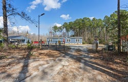460 Oakey Point Road, Hampstead, NC 28443
