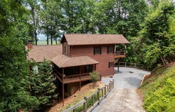 251 Ridge Circle, Blue Ridge, GA 30513
