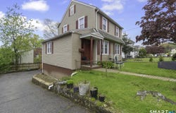 33 Colonial Road, Stamford, CT 06906