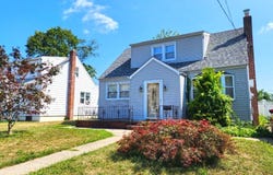 28 Elberon Ave, Paterson City, NJ 07502-2025