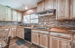 913 Sierra View, Ridgecrest, CA 93555