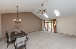 694 N Ridgecliff Street, Tallmadge, OH 44278