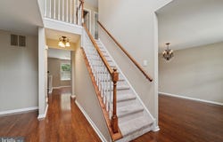 13 W ANNAPOLIS DRIVE, SICKLERVILLE, NJ 08081