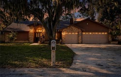 1005 HOLLYBERRY Court, BRANDON, FL 33511