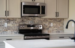475 Summit Drive, Willard, MO 65781