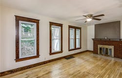1306 Hawthorne Street, Eau Claire, WI 54703