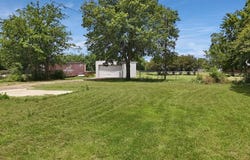 200 E Warren Street, Wolfe City, TX 75496