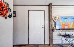 320 E 10th Street, Okemah, OK 74859