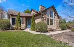 3001 Hickory Nut Trail, Hendersonville, NC 28739