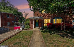 116 E TAYLOR RUN Parkway, ALEXANDRIA, VA 22314