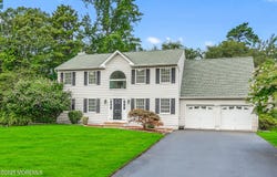 18 Brentwood Drive, Jackson, NJ 08527