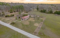 40 Lige Ln, Cave City, AR 72521