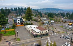 222 MOLALLA AVE, Oregon City, OR 97045