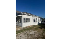 220  E North St, Roodhouse, IL 62082