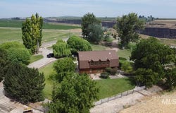 3696 N 4425 E, Murtaugh, ID 83344
