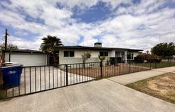 901 Paloma Street, Bakersfield, CA 93304