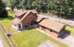 14 PEER LANE, BERKELEY SPRINGS, WV 25411