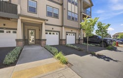 17051 SW APPLEDALE Rd, Beaverton, OR 97007