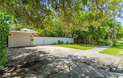 917 N 26th Avenue, Hollywood, FL 33020-3301