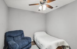 404 BRANDYWINE DRIVE, WILLIAMSTOWN, NJ 08094
