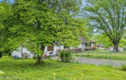 138 Lilac Drive, LaFollette, TN 37766