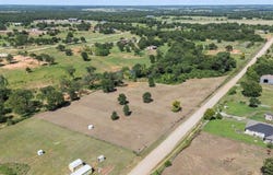 11301 180th Street, Lindsay, OK 73052
