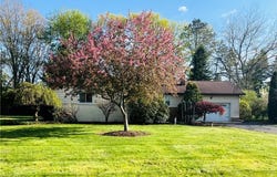 211 Square Drive, Madison, OH 44057
