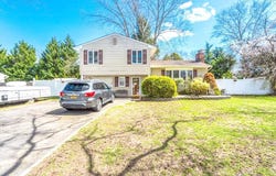 24 Sycamore Street, Melville, NY 11747