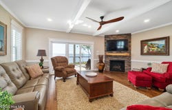 400 South Avenue, Oriental, NC 28571