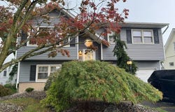 20 Market St, Edison Twp., NJ 08817-4442