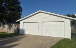 202 Nelson Court, Caledonia, MN 55921