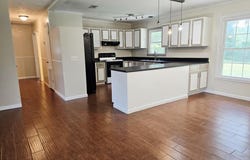 233 Fuqua Ave, Ozark, AL 36360