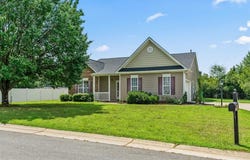 105 Derby Drive, King, NC 27021