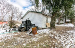 112 W Walnut St, Campbellsville, KY 42718