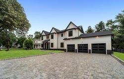 143 Fernwood Dr, Old Tappan Boro, NJ 07675-6815