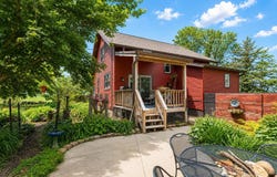 15043 Buckeye Ave, Whiting, IA 51063