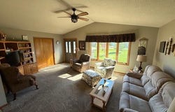 12867 E Pleasant Valley Drive, Aberdeen, SD 57401
