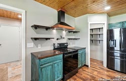 1291 Link, Seguin, TX 78155