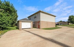 3301  SW Victoria  PL, Bentonville, AR 72712