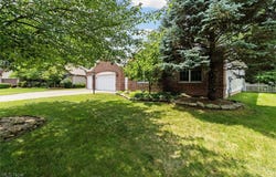1012 Woodland Chase, Grafton, OH 44044