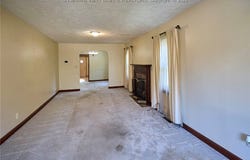 246 Staunton Avenue, South Charleston, WV 25303